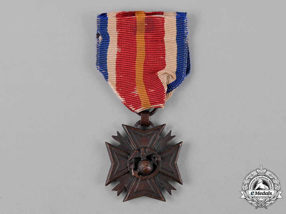 united_states._a_veterans_of_foreign_wars_of_the_united_states_membership_badge_c18-049096