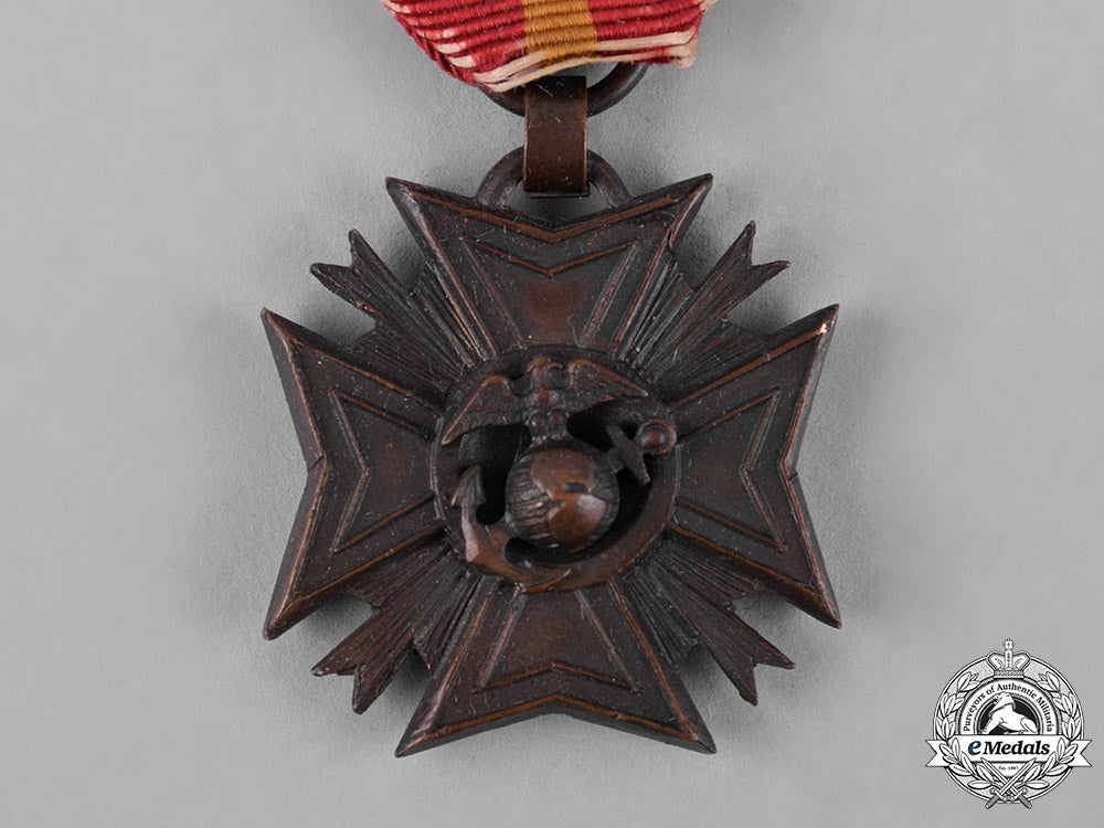 united_states._a_veterans_of_foreign_wars_of_the_united_states_membership_badge_c18-049097