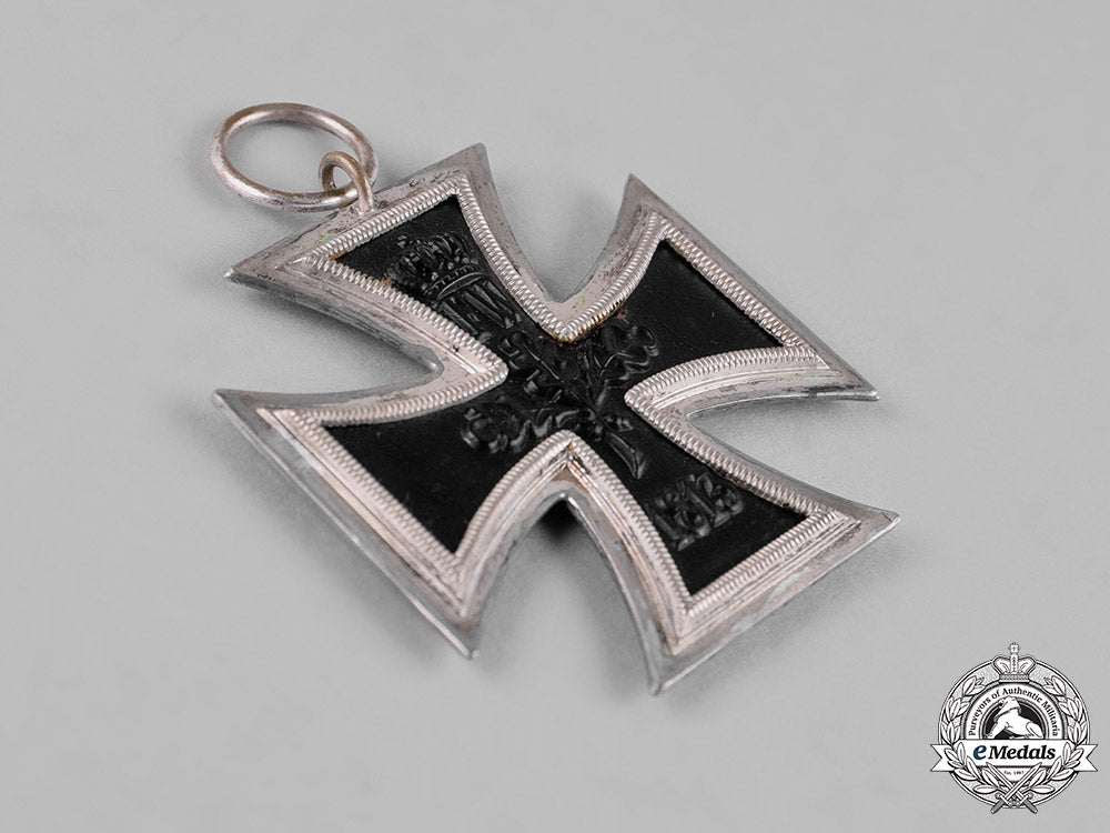 germany,_imperial._a1914_iron_cross_ii_class_c18-049955