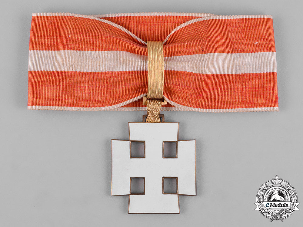 austria,_i_republic._an_order_of_merit,_commander_cross,_i_class,_by_anton_reitterer,_c.1925_c18-050284_1_1_1