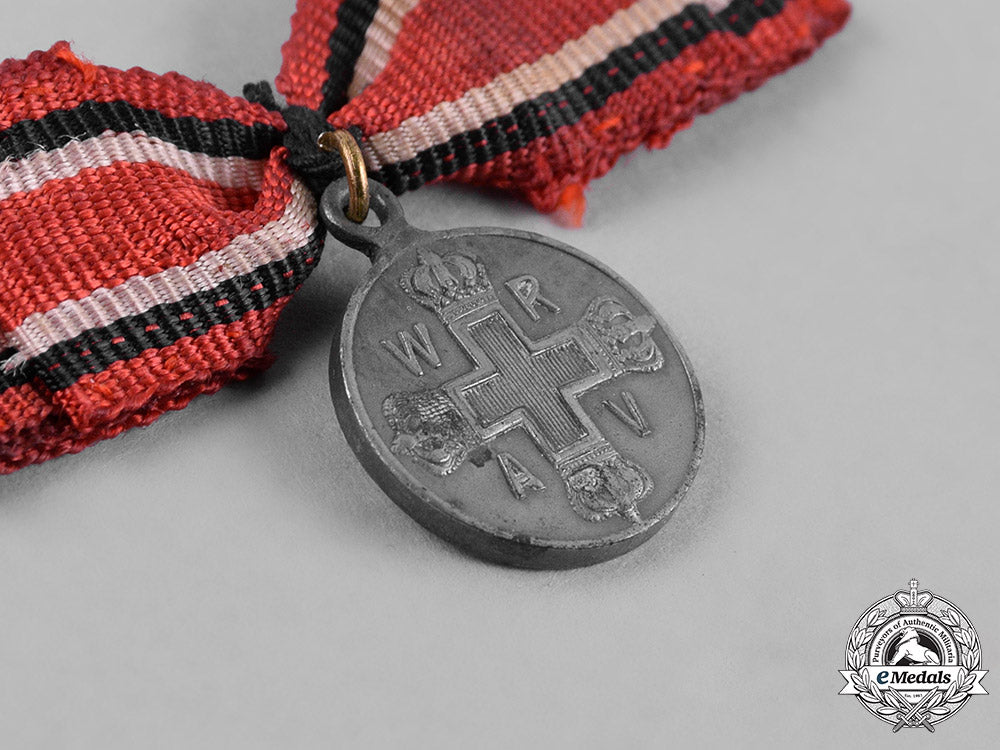 germany,_imperial._a_lot_of_three_miniature_medals,_c.1918_c18-051022_1_1