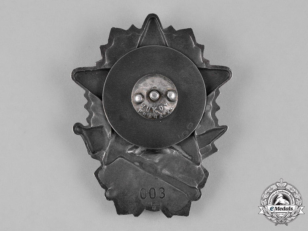 czechoslovakia,_socialist_republic._a_military_technical_academy_graduation_badge,_c.1952_c18-051416