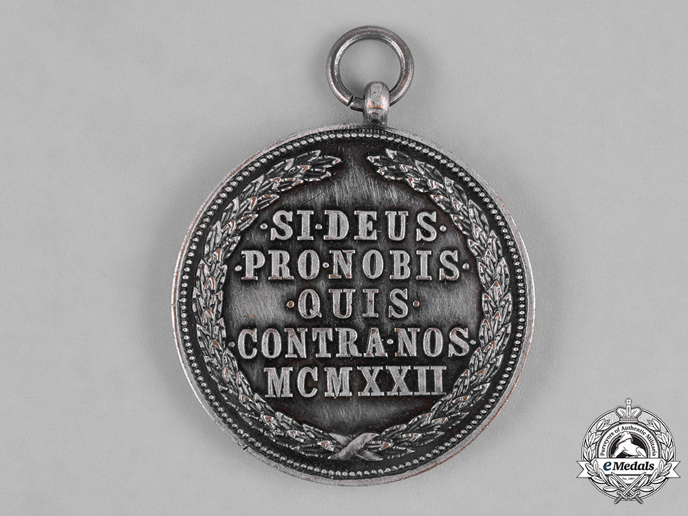 hungary,_kingdom._an_order_of_merit,_silver_grade_merit_medal,_c.1925_c18-051608