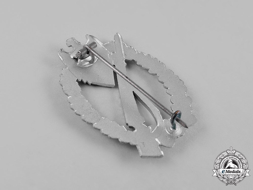 germany,_heer._an_infantry_assault_badge,_silver_grade_c18-051994