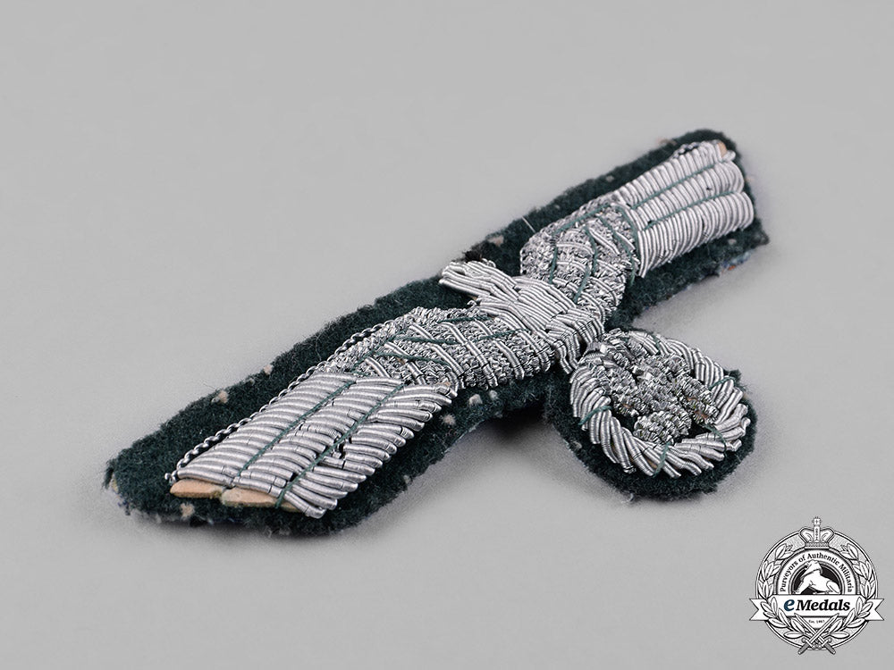 germany,_wehrmacht._an_officer’s_breast_eagle_c18-052004