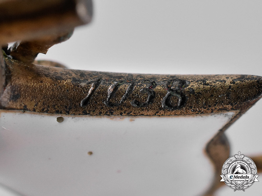 united_states._a_naval&_military_order_of_the_spanish-_american_war_membership_badge,_c.1910_c18-052449_1