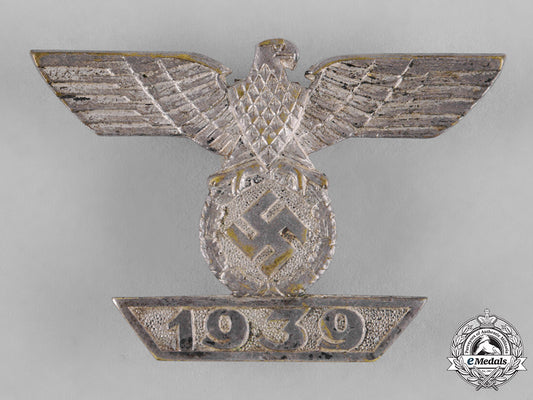 germany,_wehrmacht._a_clasp_to_the_iron_cross_i_class,_by_wilhelm_deumer_c18-053447