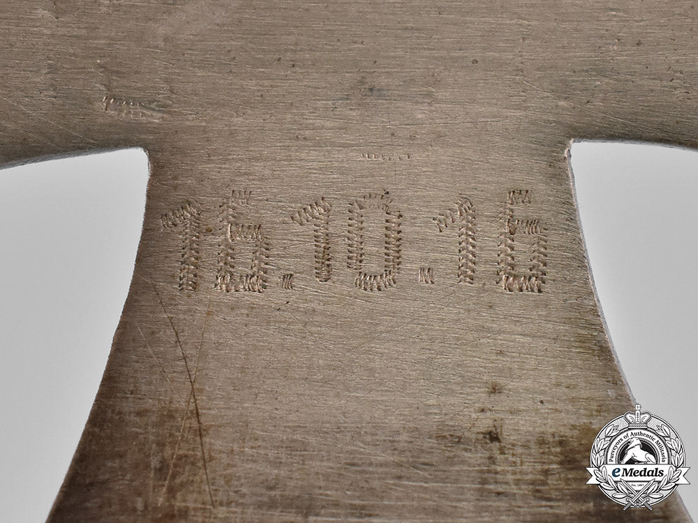 germany,_imperial._a1914_iron_cross,_i_class,_engraved_version_c18-055390