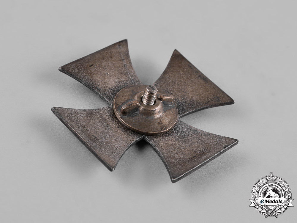 germany,_imperial._a1914_iron_cross_i_class_c18-055526_1