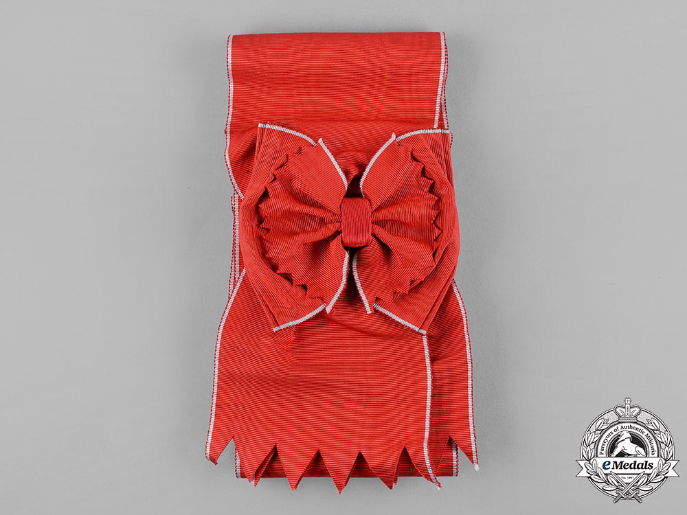 hawai'i,_kingdom._order_of_kamehameha_i,_i_class_grand_cross_sash,_c.1900_c18-056149