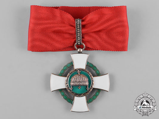 hungary,_regency._an_order_of_the_holy_crown,_iii_class_commander_with_war_decoration1942_c18-056887_1_1