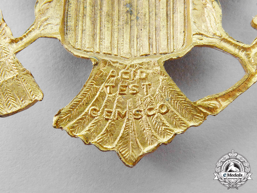 united_states._four_united_states_armed_forces_items_c18-0627_1