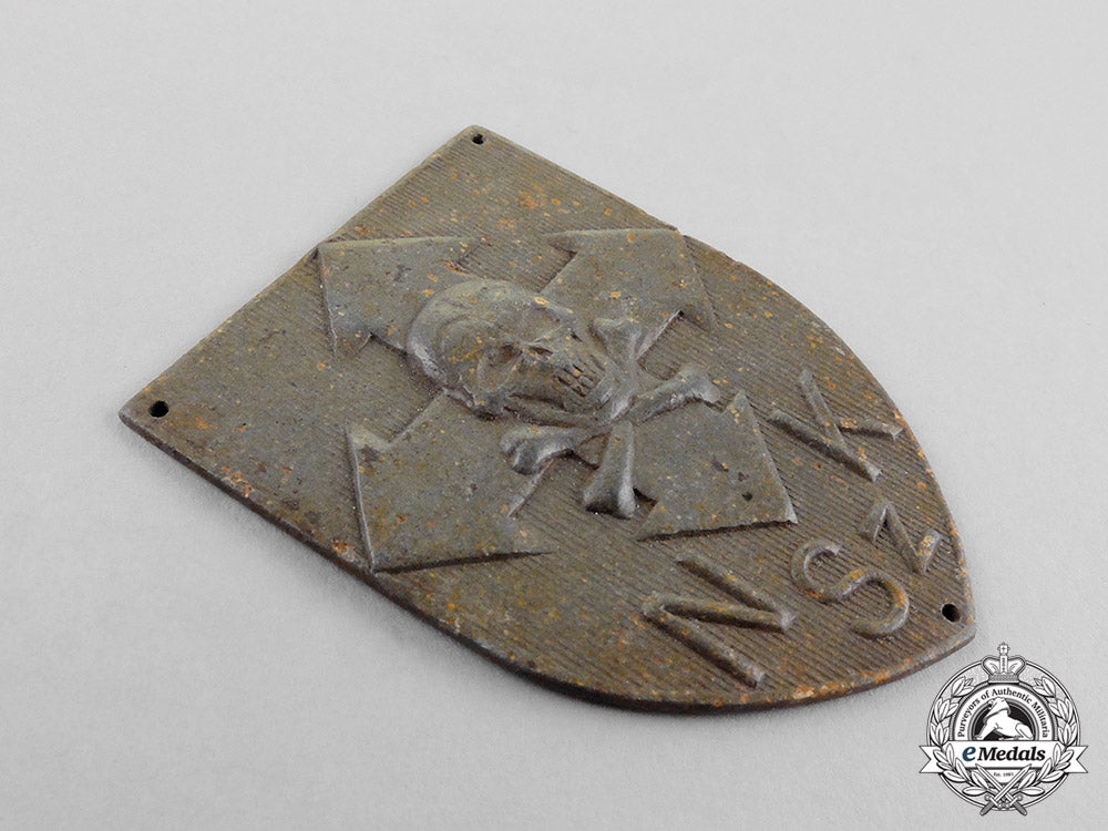 hungary._an_extremely_rare_arm_badge_of_the_arrow_cross"_death_squads"_unit_c18-0800