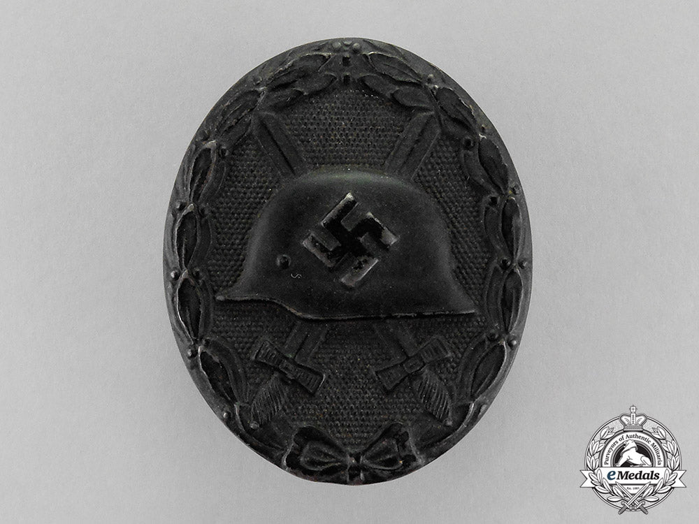 germany._a_black_grade_wound_badge_by_klein&_quenzer_of_idar_oberstein_c18-1244