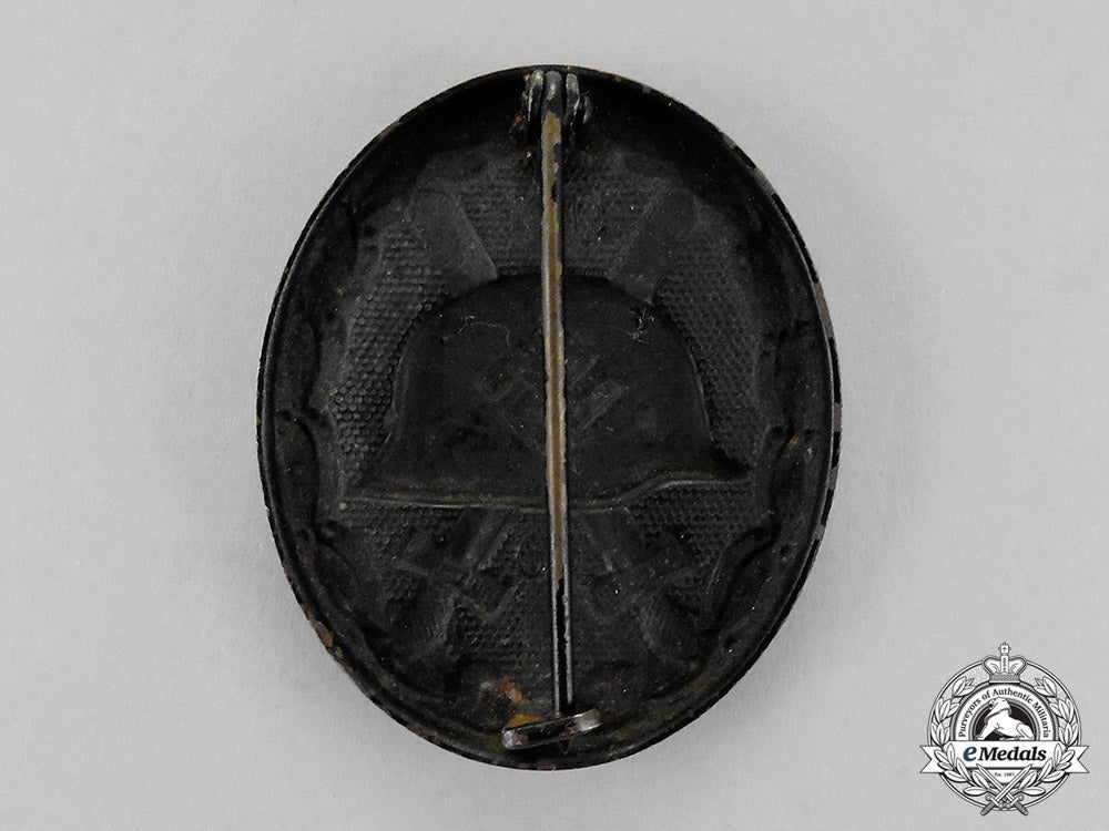 germany._a_black_grade_wound_badge_by_klein&_quenzer_of_idar_oberstein_c18-1245