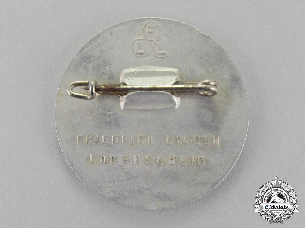 germany,_third_reich._a1936_national_day_of_labour_badge_by_ferdinand_linden_c18-1645