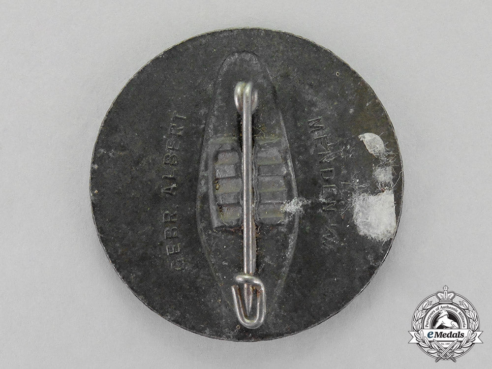 germany,_third_reich._a1938_may-_day_celebration_badge_c18-1718