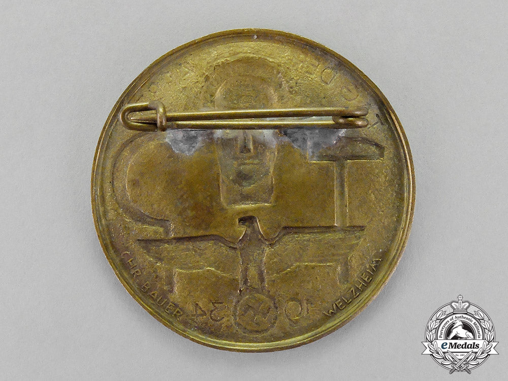 germany,_third_reich._a1934_national_day_of_labour_badge_by_christian_bauer_c18-1722