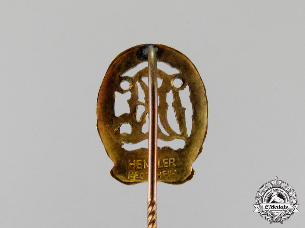 germany._three_german_stick_pins_c18-1759