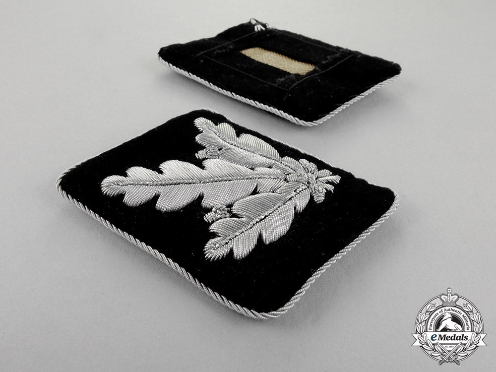germany._a_set_of_mint_ss-_brigadeführer_rank_collar_tabs;_second_pattern_c18-1863_1_1_1