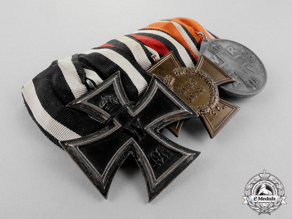 prussia._a_first_war_german_iron_cross_and_red_cross_doctor’s_medal_bar_grouping_c18-1945_1