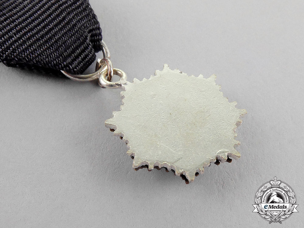 germany._an_early1957_version_german_cross_in_silver_miniature_c18-461