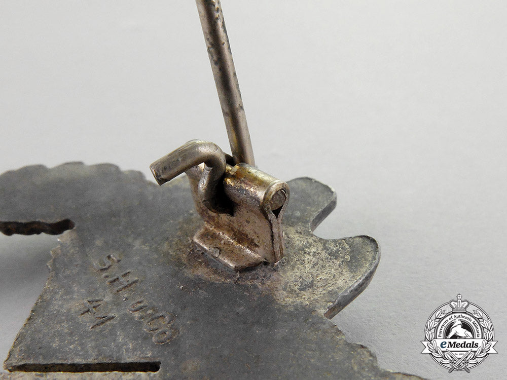 germany._a1941_silver_grade_infantry_assault_badge_by_sohni_heubach&_co._c18-662
