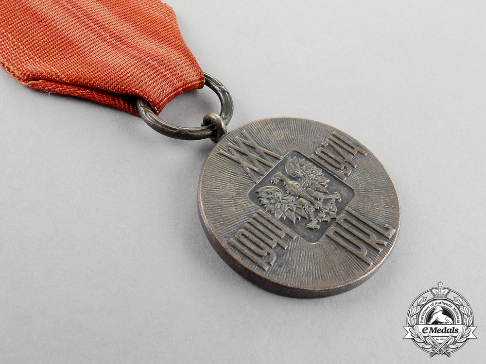 poland._three_medals&_awards_c18-948