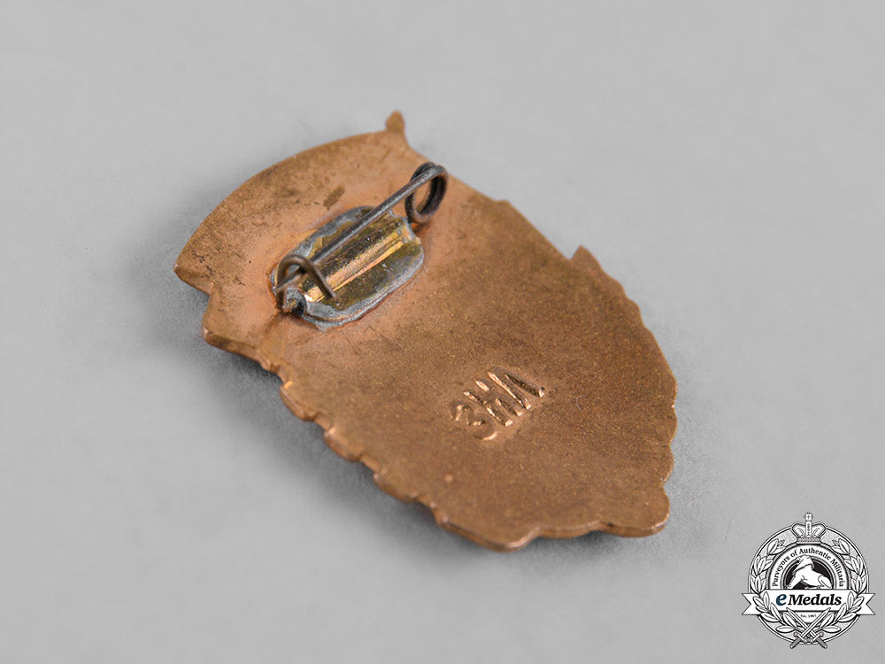 russia,_soviet_union._an_armenian_soviet_socialist_republic_lapel_badge_c19-0051_1