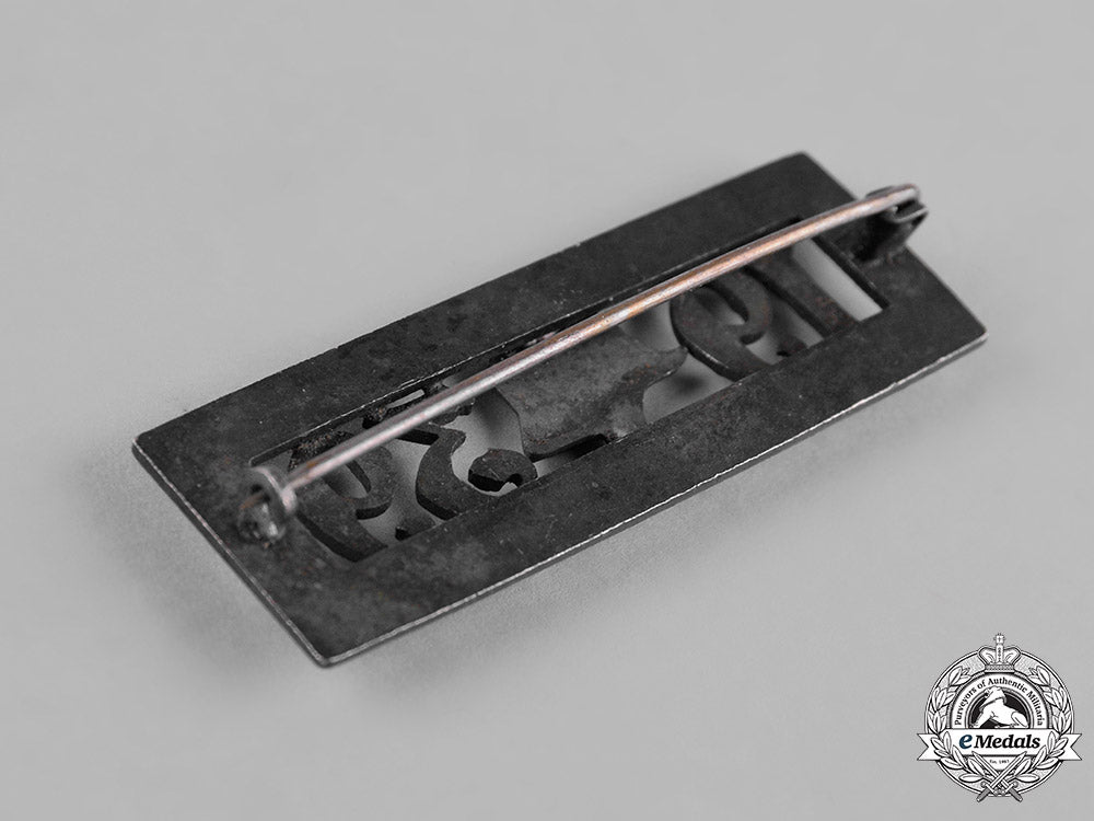 germany,_wehrmacht._a1939_wehrmacht_propaganda_badge_c19-0745