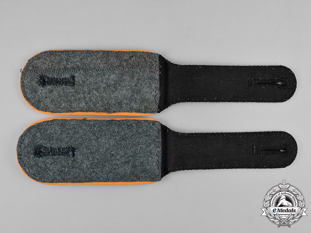 germany,_ss._a_set_of_ss_feldgendarmerie_mann_shoulder_straps_c19-1434