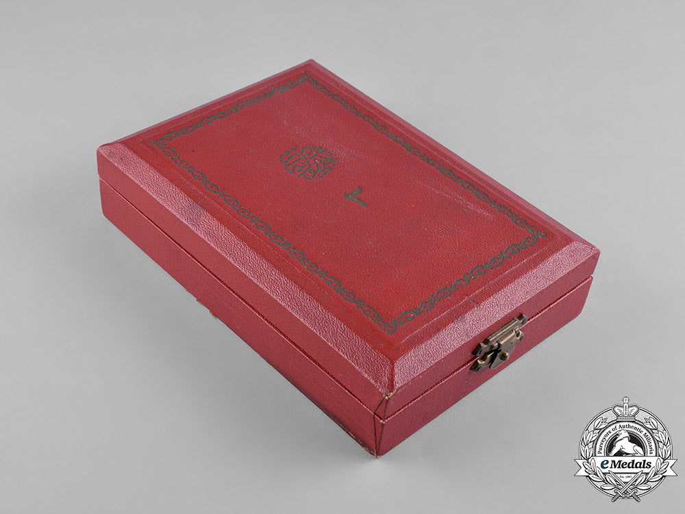 egypt,_arab_republic._an_order_of_independence,_iii_class_case_c19-2323_1_1