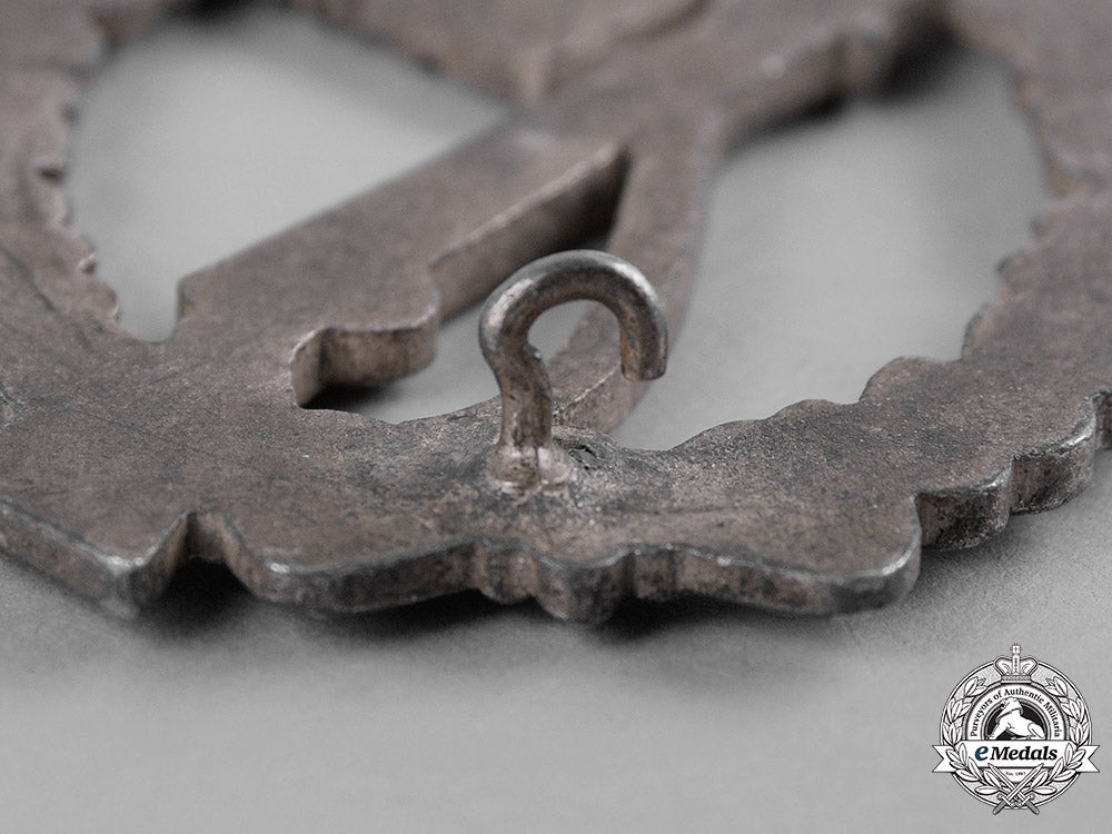 germany,_wehrmacht._an_infantry_assault_badge,_silver_grade_c19-3067