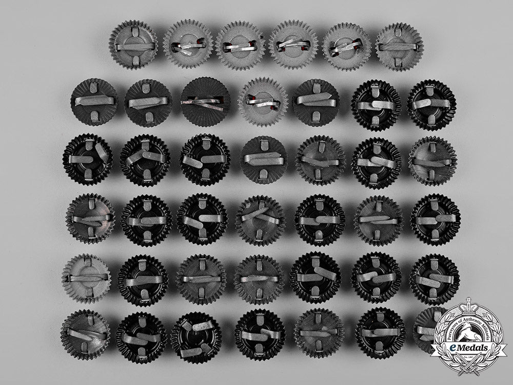 germany,_imperial._a_lot_of_cockades_c19-3163