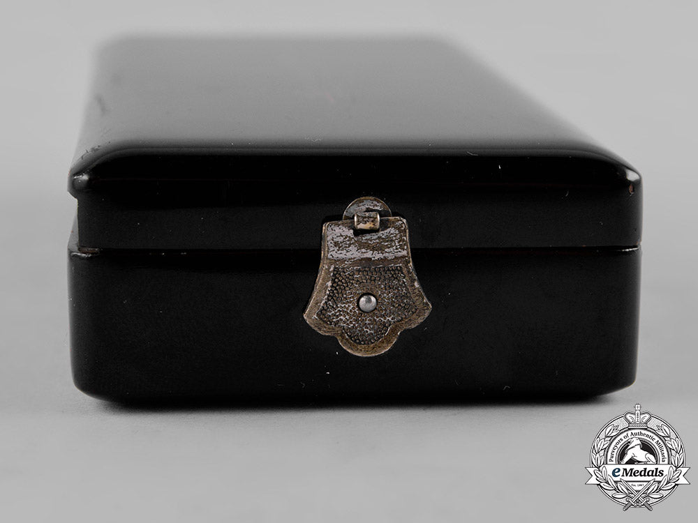 japan,_imperial._an_order_of_the_rising_sun,_v_class_case_c19-3754