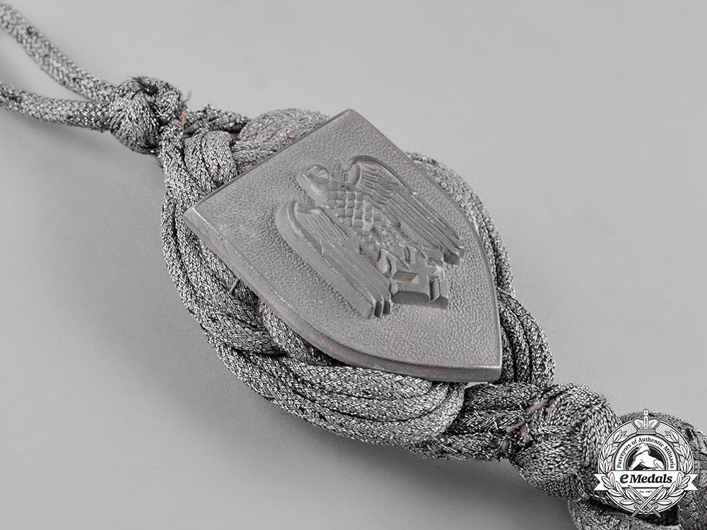 germany,_heer._a_first_model_army_marksman_lanyard,_grade_iii_c19-3869