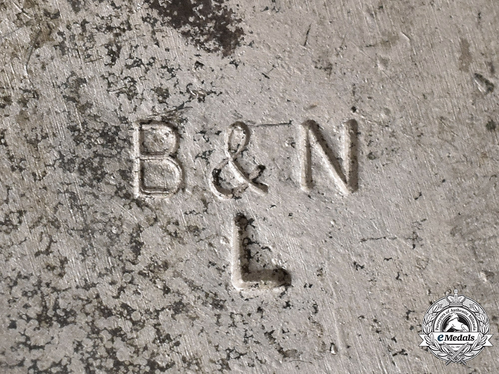 germany,_wehrmacht._a_spanish_cross_in_silver_with_swords_by_berg&_nolte_c19-4312_1_1