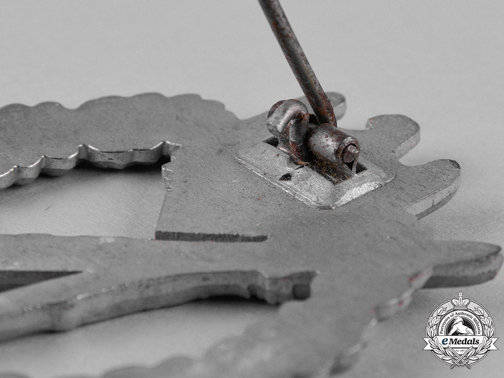 germany,_heer._an_infantry_assault_badge,_silver_grade_c19-463