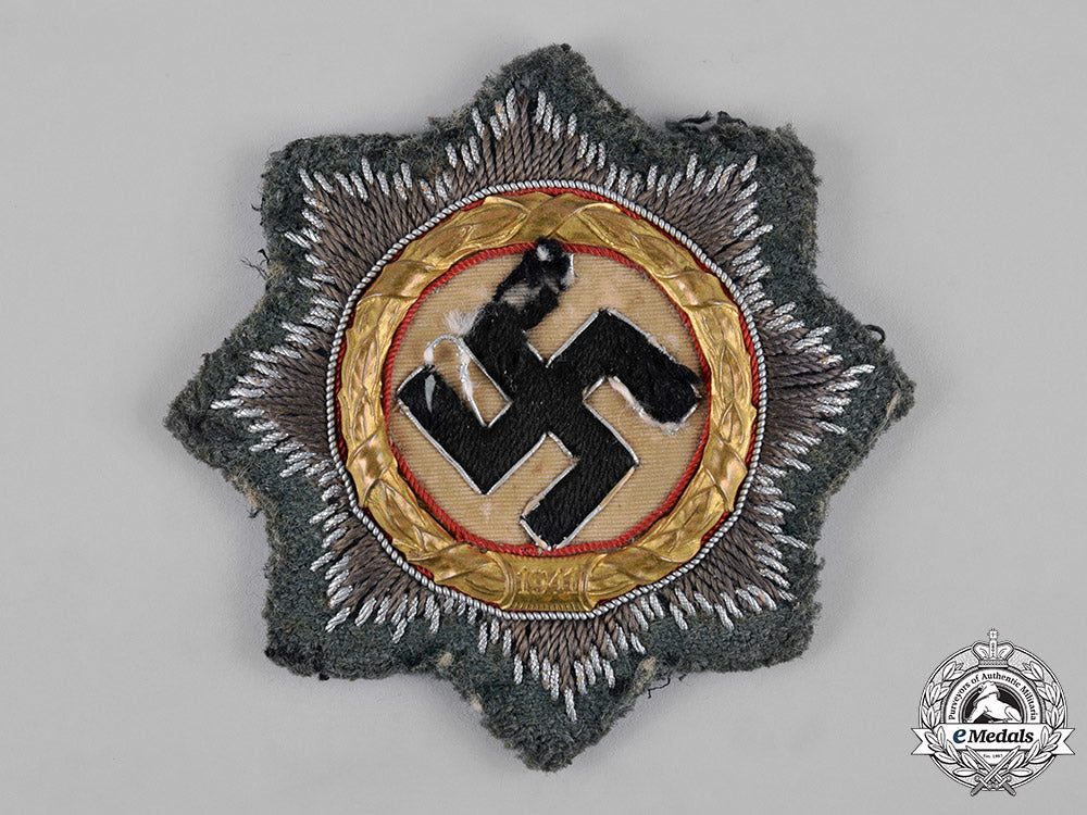 germany,_wehrmacht._an_army_cross_in_gold,_cloth_version,_by_hermann_schmuck&_cie._c19-4809