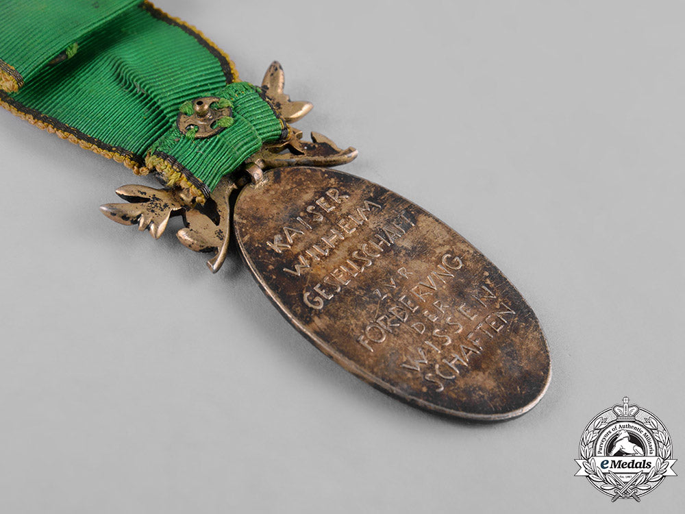 germany,_weimar._a_kaiser_wilhelm_society_membership_badge_c19-5985