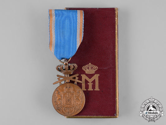 romania,_kingdom._a_long_service_medal,_iii_class_bronze_grade_with_swords,_c.1940_c19-6529