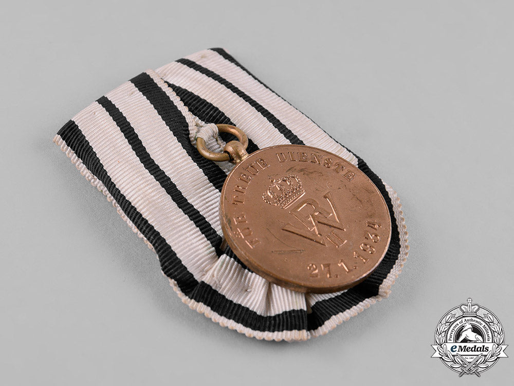 germany,_weimar._a1934_house_order_of_hohenzollern_honorary_medal_c19-7157