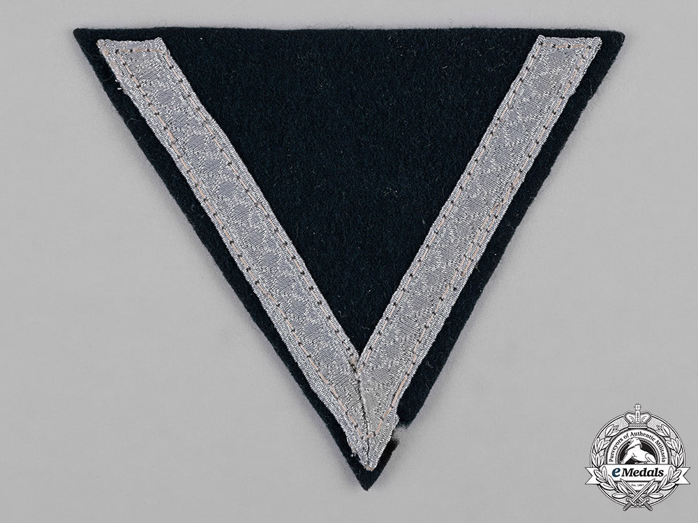 germany,_heer._a_heer_gefreiter_rank_chevron_c19-8447_1