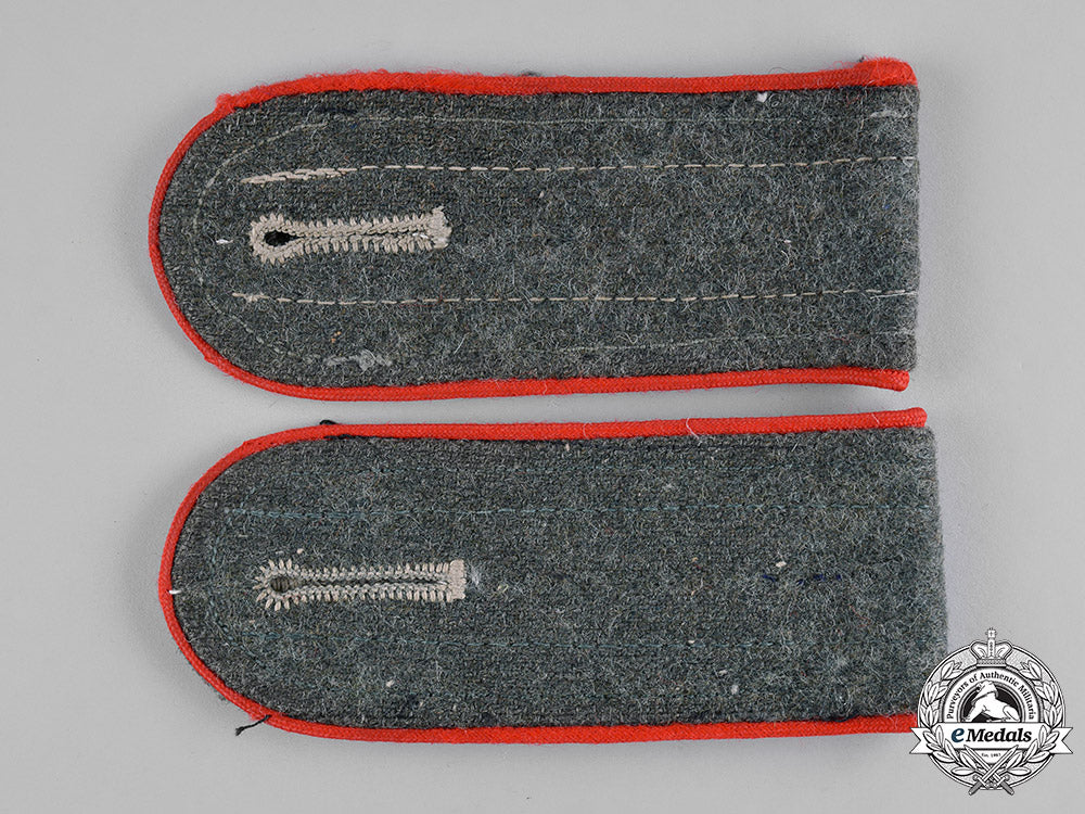 germany,_heer._a_pair_of_artillery_em_shoulder_straps_c19-8907