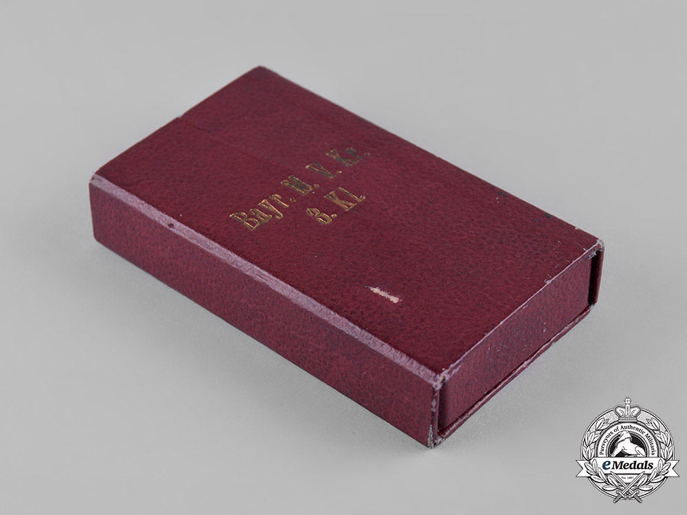 bavaria,_kingdom._a_military_merit_cross,_iii_class_with_swords,_with_case_c19-8946_1_1
