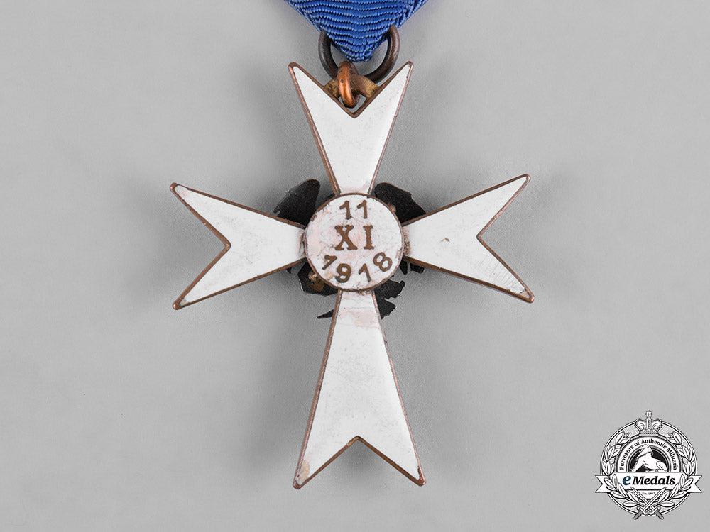 estonia,_republic._a_white_cross_of_the_home_guard,_iii_class_c19-9795