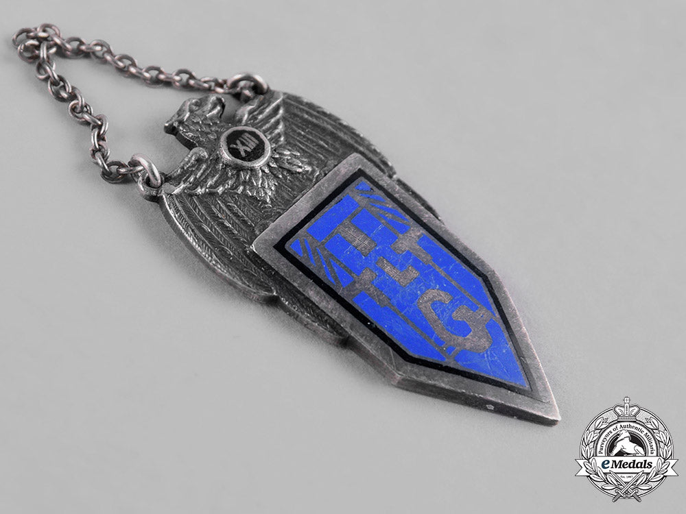 estonia,_republic._two_school_graduation_badges,_c.1935_c19-9802