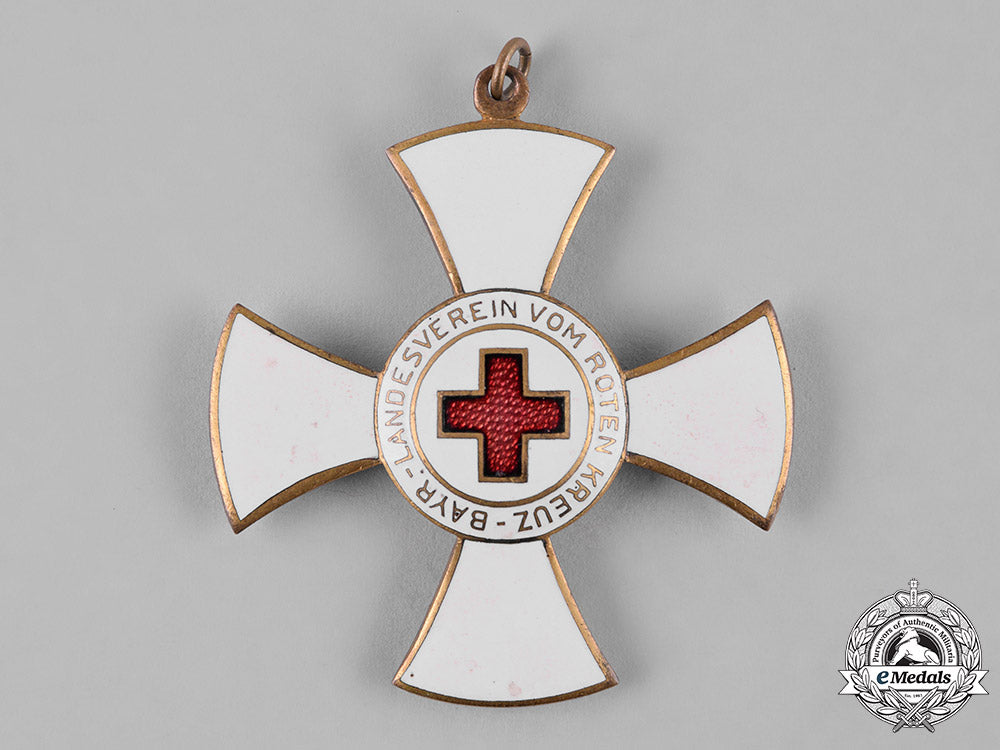 germany,_weimar._a_decoration_of_the_bavarian_state_association_of_the_red_cross,_ii_class_c19_0150
