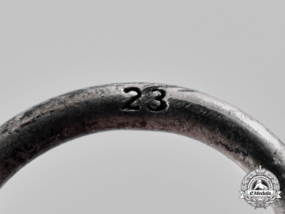 germany,_wehrmacht._a1939_iron_cross_ii_class_by_b.h._mayer_c19_0531