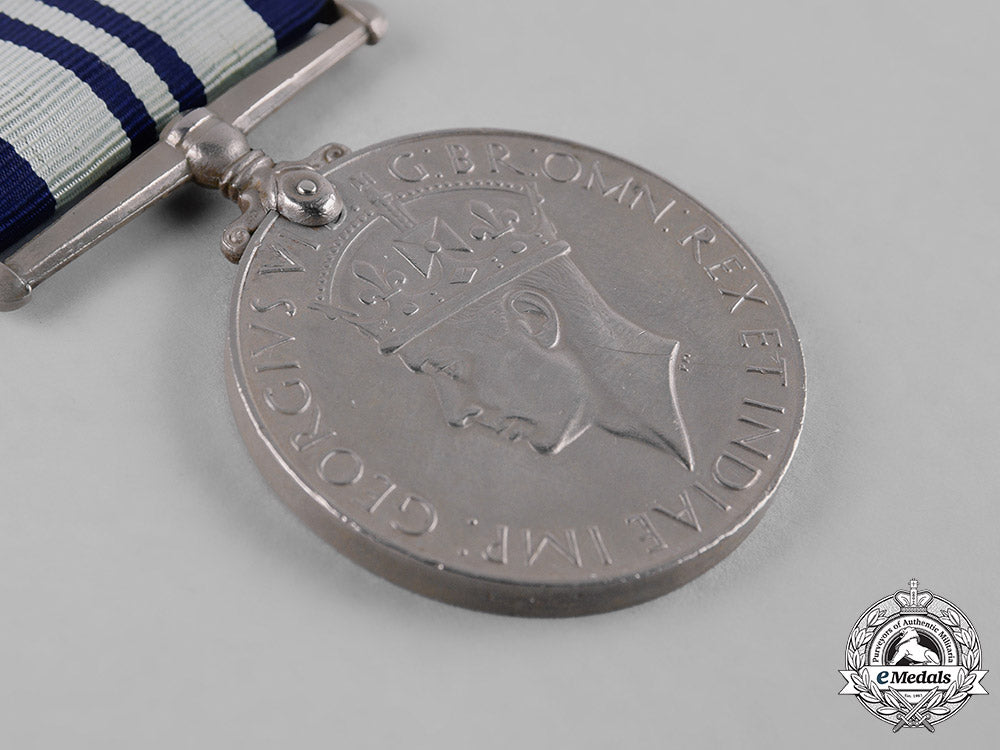 united_kingdom._a_lot_of_three_medals_c19_1150_1